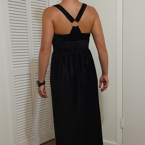 Guess Formal Maxi Dress - Picture 6 of 8